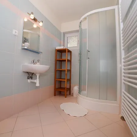 בית נופש Apartmanovy Dom River *